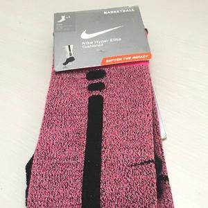 Nike Underwear & Socks - Nike Hyper Elite Basketball Crew Socks. SX5386-100 Nike Underwear & Socks - Nike Hyper Elite Basketball Crew Socks. SX5386-100